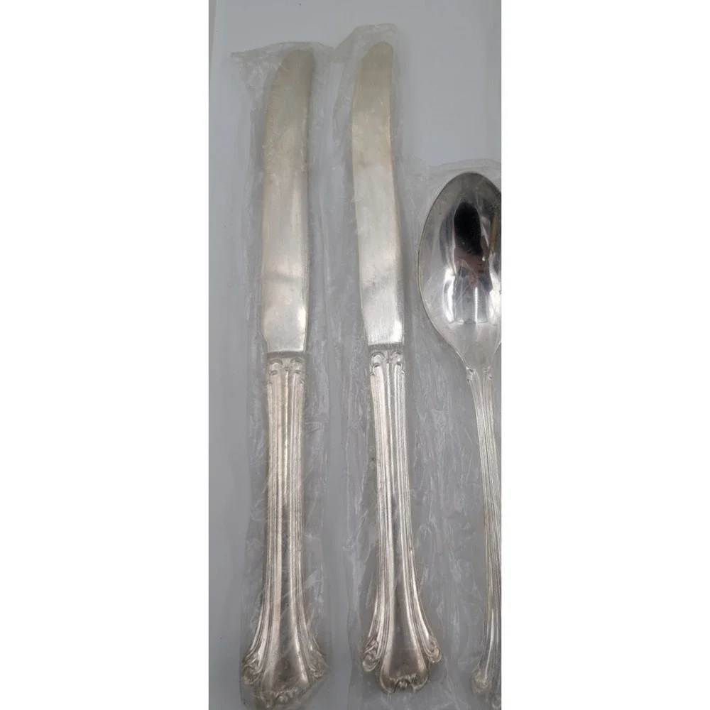 FB Rogers Silverplate Flatware 26 pc American Chippendale fork spoon knife NOS